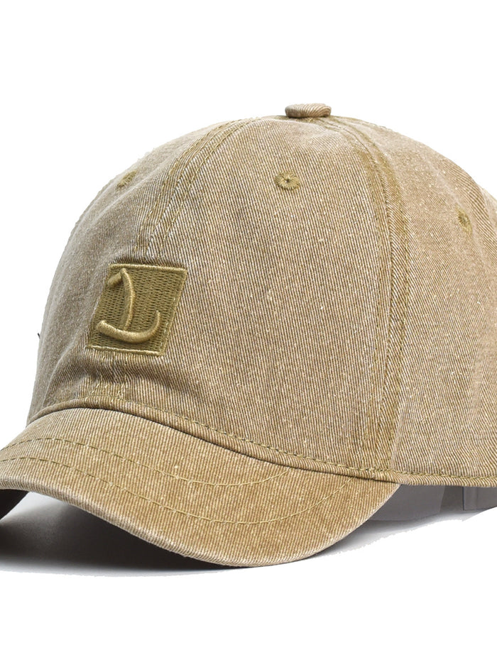 [Hat Female Spring And Autumn Personality Washed Distressed Letters Short Brim Baseball Cap]